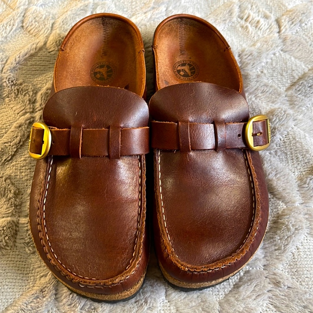 New Birkenstock brown leather Buckley 39 with box